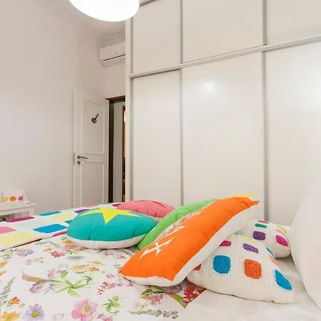 ゲストハウス Ginjinha House - 4 - Bairro Alto - With Ac By Lisbeyond リスボン